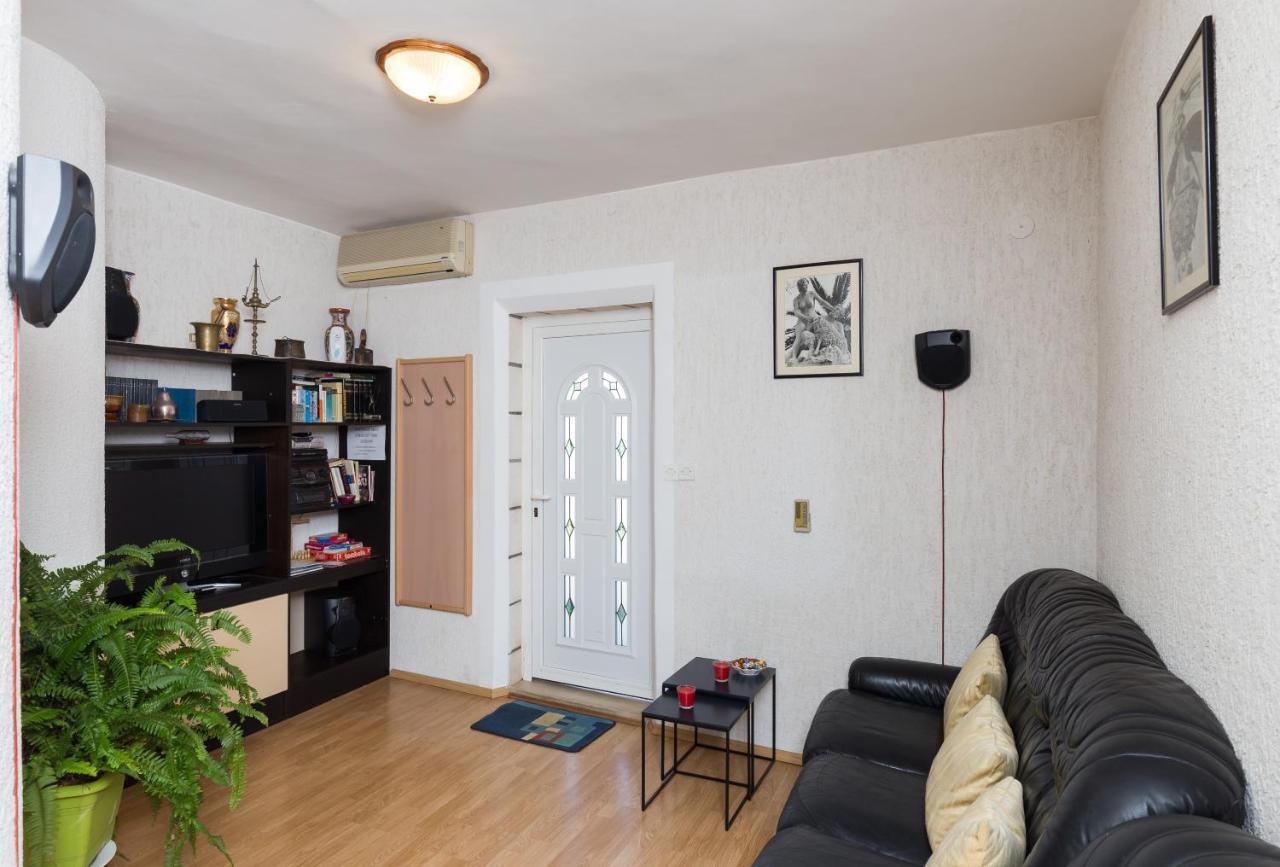 Apartment Milic ดูบรอฟนิก ภายนอก รูปภาพ