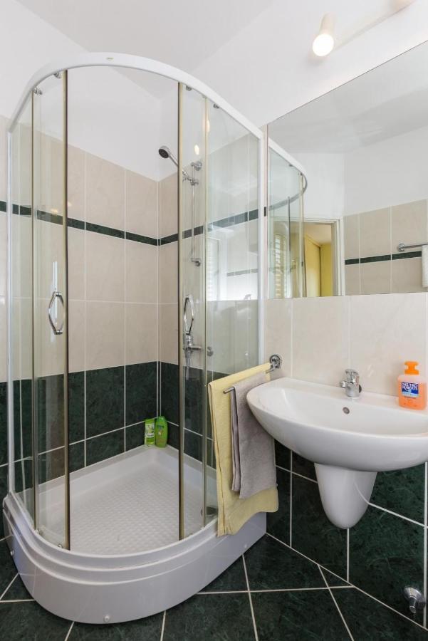 Apartment Milic ดูบรอฟนิก ภายนอก รูปภาพ